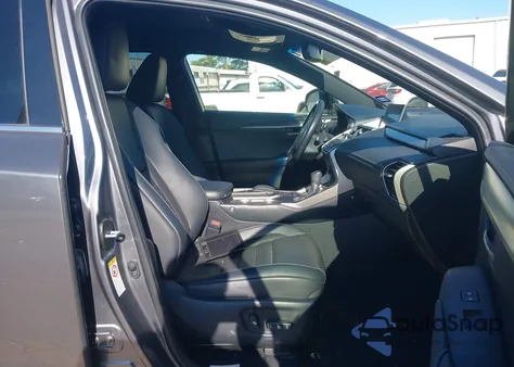 2017 Lexus Nx 200T F Sport z USA, uszkodzony, nr VIN JTJYARBZ8H2082816